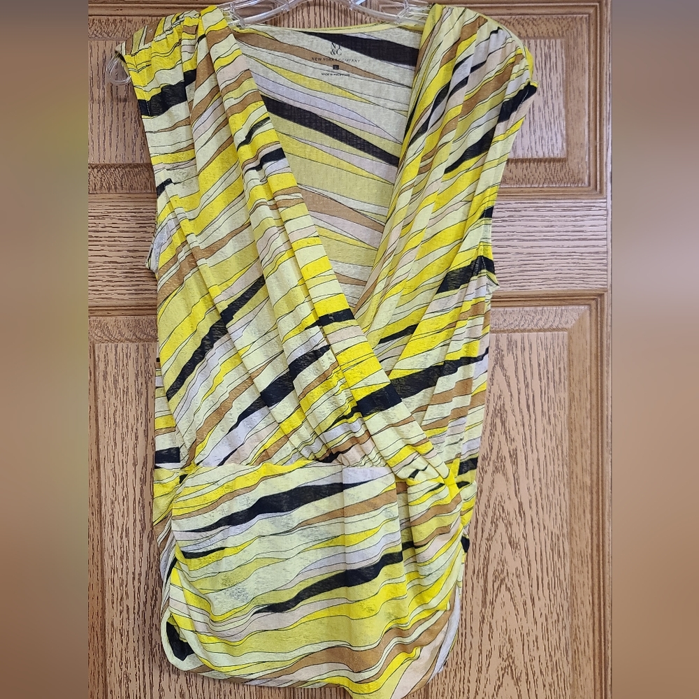 NY&C Sleeveless Top